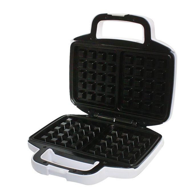 Saachi Double Waffle Maker - white.