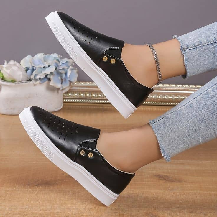 Stylish Women’s Sneakers - Trendy Sneaker Shoes for Casual Wear Women Sneakers